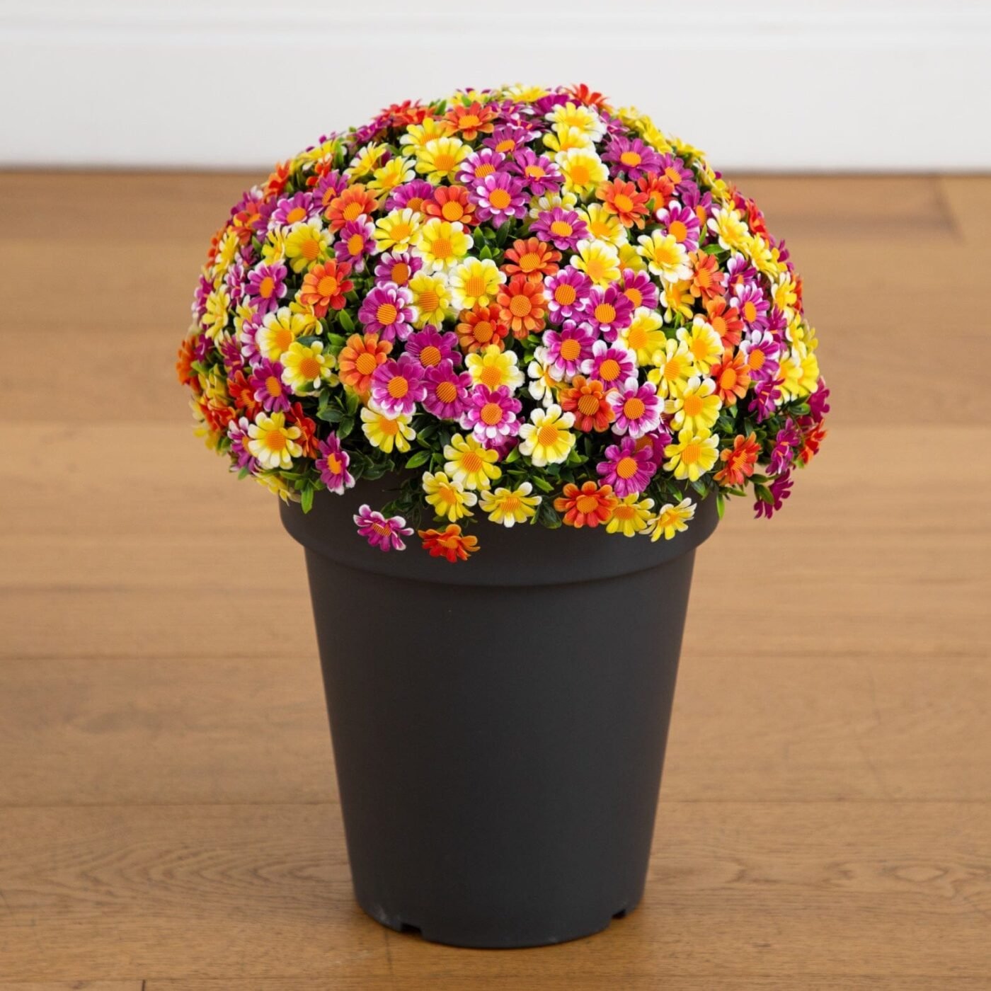 18" UV Resistant Artificial Mixed Daisy Plant (Indoor/Outdoor)